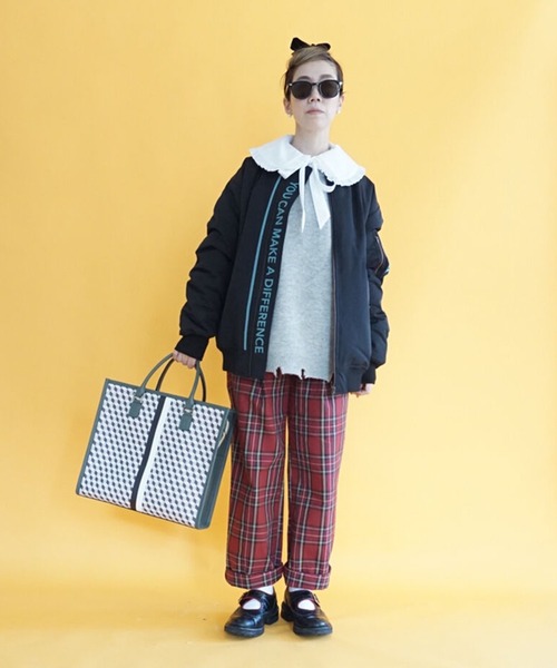 intoxic.（イントキシック）の「THE CUBE CLIGNANCOURT クリニャンクール（ボストンバッグ・レディース・グレー・FREE）」の13枚目の写真