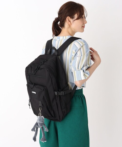 Ober Tashe(オーバータッシェ)の「【通学/多収納】マスコット付きリュック(バックパック/リュック・レディース・ホワイト/ブラック/ベージュ/パープル系/ピンク系・FREE)」の2枚目の写真