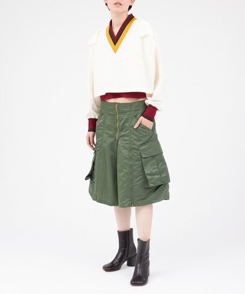 TOGA PULLA(トーガ プルラ)の「TOGA PULLA Code pique jersey top(スウェット・レディース・ホワイト/ブラック・36/38)」の5枚目の写真
