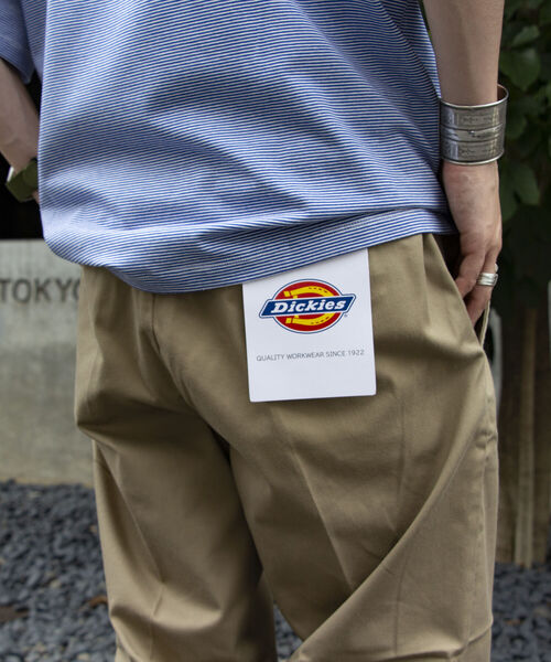 Dickies（ディッキーズ）の「【Dickies/ディッキーズ】T/C ツイルイージーパンツ ワイドチノ チノパン ルーズフィット（チノパンツ・メンズ・ベージュ/オリーブ/ブルー/ブラック・XL/M/L）」の3枚目の写真