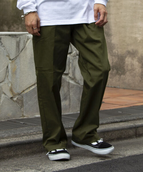 Dickies（ディッキーズ）の「【Dickies/ディッキーズ】T/C ツイルイージーパンツ ワイドチノ チノパン ルーズフィット（チノパンツ・メンズ・ベージュ/オリーブ/ブルー/ブラック・XL/M/L）」の8枚目の写真