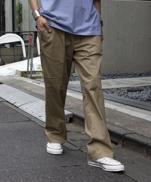 Dickies（ディッキーズ）の「【Dickies/ディッキーズ】T/C ツイルイージーパンツ ワイドチノ チノパン ルーズフィット（チノパンツ・メンズ・ベージュ/オリーブ/ブルー/ブラック・XL/M/L）」の18枚目の写真