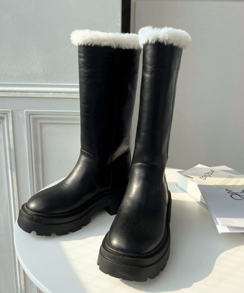 moment+（モーメントプラス）の「トラックソール2WAYファー使いロングブーツ（ブーツ・レディース・ブラック/ブラック系その他・M/LL/L/S）」の5枚目の写真