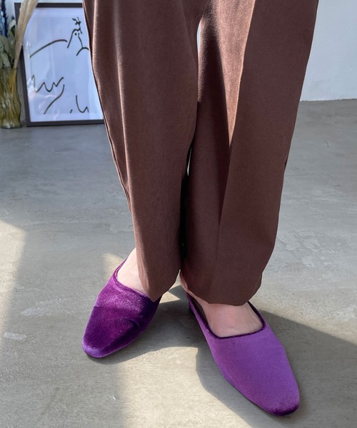 Shelly island（シェリーアイランド）の「ベロアフラットサンダル（サンダル・レディース・ベージュ/パープル/グリーン・L/M）」の8枚目の写真