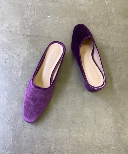 Shelly island（シェリーアイランド）の「ベロアフラットサンダル（サンダル・レディース・ベージュ/パープル/グリーン・L/M）」の9枚目の写真