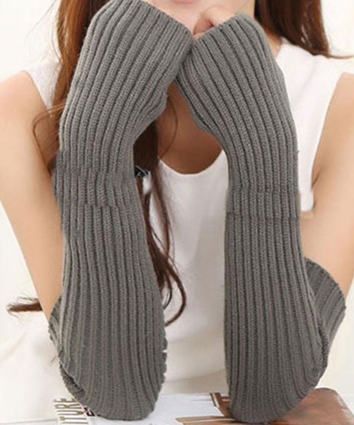 EPICKS（エピックス）の「ロングリブニットアームウォーマー（アームカバー・レディース・ホワイト/ブラウン/ダークグレー/ブラック・F）」の13枚目の写真