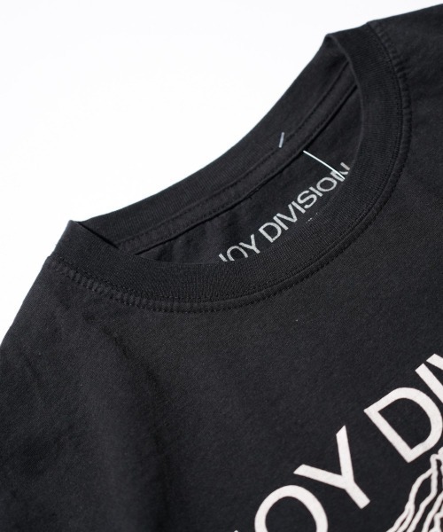 THRIFTY LOOK（スリフティールック）の「THRIFTY LOOK / スリフティールック THRIFTY "JOY DIVISION" TEE ジョイ・ディビジョン バンドTシャツ バンT（Tシャツ/カットソー・メンズ・ブラック/ホワイト・LARGE/X-LARGE/MEDIUM）」の14枚目の写真
