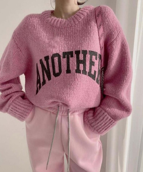 Girly Doll（ガーリードール）の「配色ロゴニット・セーター（ニット/セーター・レディース・グレー/ピンク/アイボリー/キャメル/グリーン/ブルー/ブラック/ライトブルー・F）」の8枚目の写真