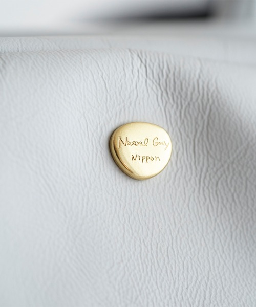 PR01.(ピーアールワン)の「Neutral Gray NH405ハスキー(ショルダーバッグ・レディース・ライトグレー/ブラック/グレー・FREE)」の11枚目の写真