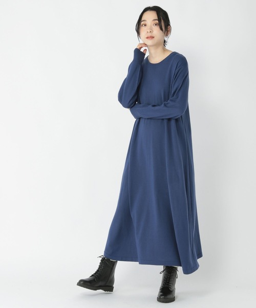 studio CLIP（スタディオクリップ）の「【洗濯機で洗える/毛玉になりにくい】12ゲージラクリルフレアーニットワンピース（ワンピース・レディース・ブルー/イエロー/ブラック・FREE）」の19枚目の写真