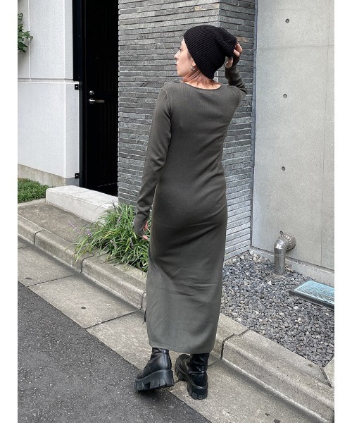 ENVYM（アンビー）の「スリットニットロングＯＰ（ワンピース・レディース・グレー/ブラック/グリーン・FREE）」の7枚目の写真