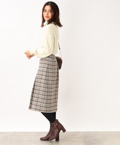 grove(グローブ)の「◆首元まであたたか!オフタートルニットプルオーバー(ニット/セーター・レディース・レモンイエロー/ナチュラル/ライトブルー/ライトパープル・02/03/04/01/05)」の11枚目の写真