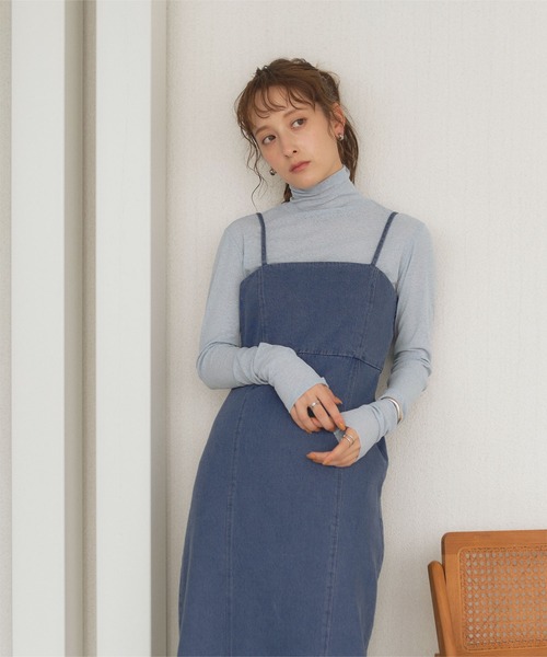 titivate(ティティベイト)の「Iラインキャミソールワンピース(ワンピース・レディース・ブラック/ブルー・L/M/S)」の13枚目の写真