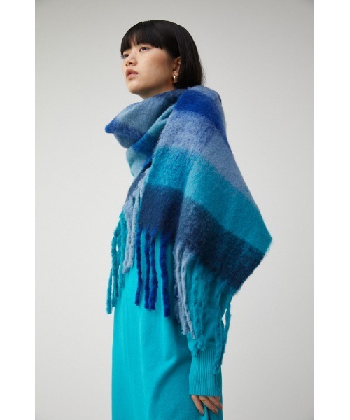 AZUL by moussy（アズールバイマウジー）の「FLUFFY STOLE/フラッフィーストール（ストール/ショール・レディース・アイボリー/ブルー系その他/ライトグレー/ベージュ系その他・FREE）」の22枚目の写真
