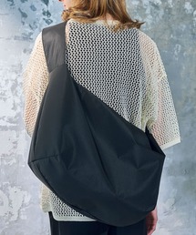 HARE | ナイロンショルダーBAG(HARE)(ショルダーバッグ)