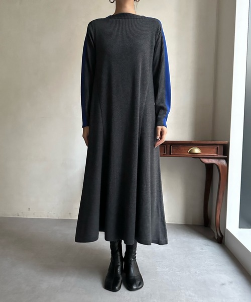 DouDou(ドゥドゥ)の「【WEB限定】袖配色ニットワンピース(ワンピース・レディース・チャコールグレー/ブラック・FREE)」の22枚目の写真