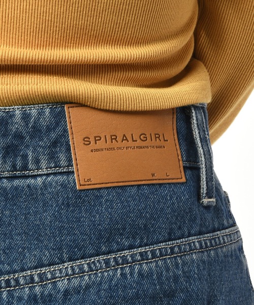 SPIRALGIRL（スパイラルガール）の「スーパースリットデニムスカート（デニムスカート・レディース・ライトブルー/サックスブルー・SMALL/MEDIUM）」の19枚目の写真