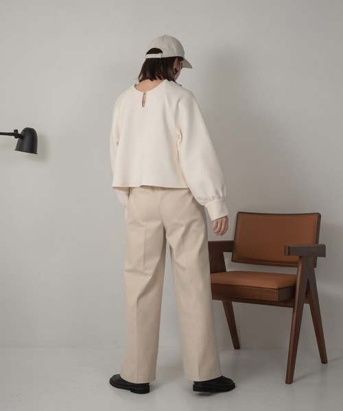 Amiur（エミレ）の「quilting docking volume tops（その他トップス・レディース・アイボリー/カーキ・FREE）」の10枚目の写真