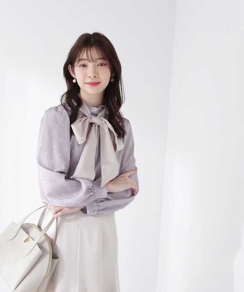 PROPORTION BODY DRESSING（プロポーションボディドレッシング）の「サテンリボンブラウス / 1213110204（シャツ/ブラウス・レディース・ホワイト/グレー/ホワイト系その他・SMALL/MEDIUM）」の3枚目の写真