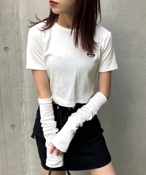 Snap club(スナップクラブ)の「【Snap club】アームウォーマー付きショートトップス(Tシャツ/カットソー・レディース・ブラック/ホワイト/グレー/ピンク/ブルー・FREE)」の18枚目の写真