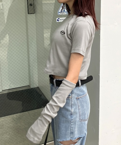 Snap club(スナップクラブ)の「【Snap club】アームウォーマー付きショートトップス(Tシャツ/カットソー・レディース・ブラック/ホワイト/グレー/ピンク/ブルー・FREE)」の8枚目の写真