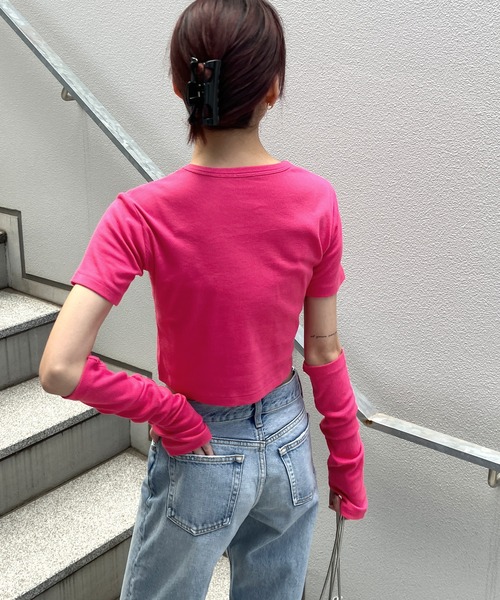 Snap club(スナップクラブ)の「【Snap club】アームウォーマー付きショートトップス(Tシャツ/カットソー・レディース・ブラック/ホワイト/グレー/ピンク/ブルー・FREE)」の10枚目の写真