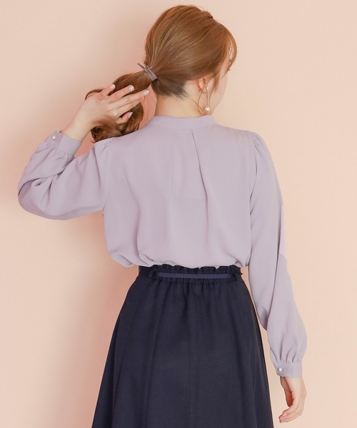 ASTORIA ODIER（アストリアオディール）の「マルチボタンブラウス（シャツ/ブラウス・レディース・ベージュ/ネイビー/ラベンダー/ミント/ホワイト・LARGE/MEDIUM/SMALL）」の20枚目の写真