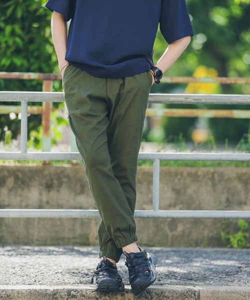 URBAN RESEARCH Sonny Label（アーバンリサーチサニーレーベル）の「『XLサイズあり』リネンイージージョガーパンツ（その他パンツ・メンズ・ベージュ/ネイビー/カーキ/グレー・MEDIUM/LARGE/X-LARGE）」の18枚目の写真