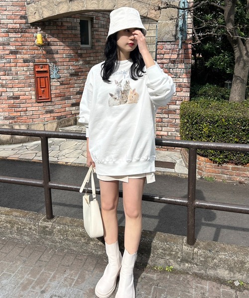 one after another NICE CLAUP（ワンアフターアナザーナイスクラップ）の「オーバーサイズが可愛い。うさぎアソートスウェット（スウェット・レディース・レッド/オフホワイト/ピンク/オートミール・FREE）」の13枚目の写真