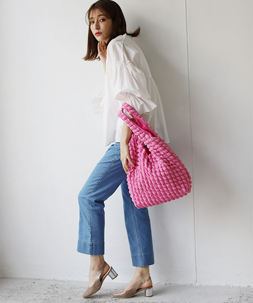 REAL CUBE（リアルキューブ）の「ハイウエストストレッチストレートデニム（デニムパンツ・レディース・ライトブルー/インディゴブルー・FREE）」の11枚目の写真