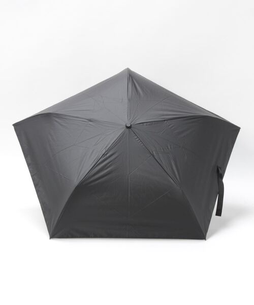 Dita（ディータ）の「PUスーパーライト／ソリッドカラー ミニ（折りたたみ傘・レディース・ベージュ/ブラック/ホワイト・FREE）」の5枚目の写真