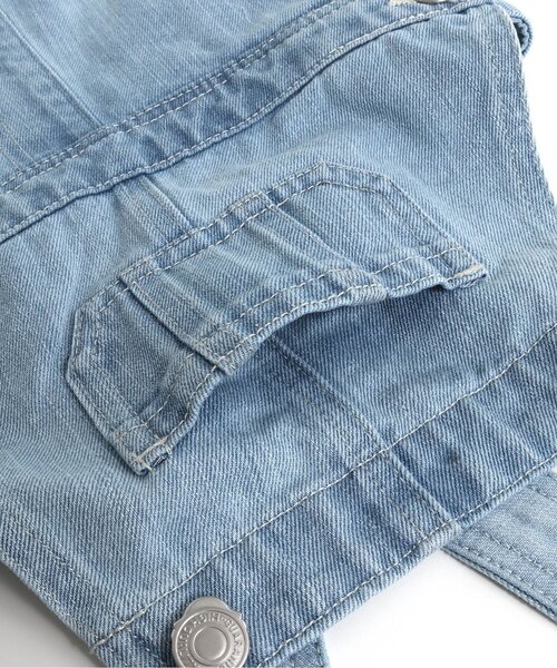 BREEZE（ブリーズ）の「ショートデニムサロペット（サロペット/オーバーオール・キッズ・ピンク/サックスブルー・120/90/100/110/80）」の4枚目の写真