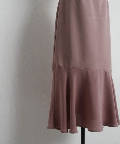 tocco closet(トッコ クローゼット)の「裾切り替えマーメイドフレアスカート(スカート・レディース・ブラック/ピンクベージュ・M)」の8枚目の写真