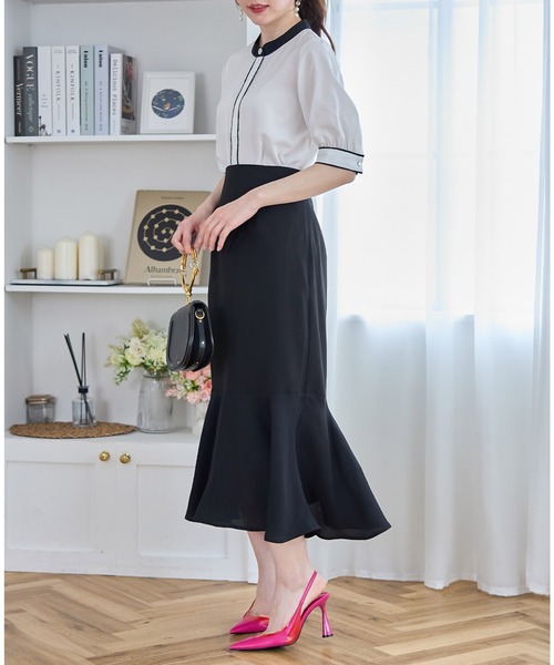 tocco closet(トッコ クローゼット)の「裾切り替えマーメイドフレアスカート(スカート・レディース・ブラック/ピンクベージュ・M)」の3枚目の写真
