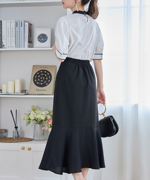 tocco closet(トッコ クローゼット)の「裾切り替えマーメイドフレアスカート(スカート・レディース・ブラック/ピンクベージュ・M)」の6枚目の写真