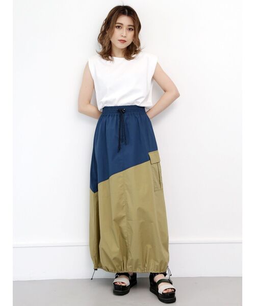 MURUA（ムルーア）の「ベルテッドステッチサンダル（サンダル・レディース・ブラック/その他1・22.5/24.5/23.5）」の6枚目の写真