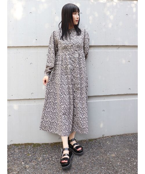 MURUA（ムルーア）の「ベルテッドステッチサンダル（サンダル・レディース・ブラック/その他1・22.5/24.5/23.5）」の15枚目の写真