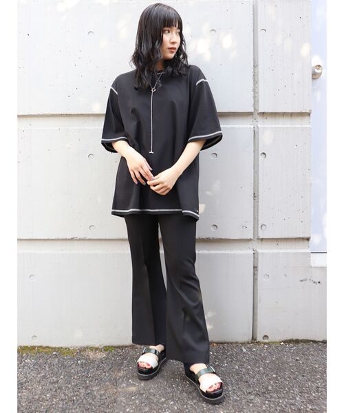 MURUA（ムルーア）の「ベルテッドステッチサンダル（サンダル・レディース・ブラック/その他1・22.5/24.5/23.5）」の4枚目の写真