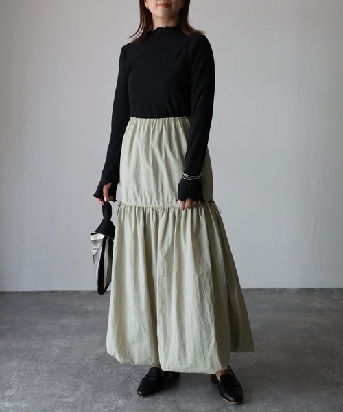 Riberry（リベリー）の「ドロストバルーンスカート（スカート・レディース・チャコールグレー/ライトカーキ・MEDIUM）」の6枚目の写真