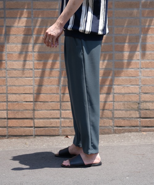 ESTNATION（エストネーション）の「ESTNATION / ポリエステルワイドテーパードパンツ（その他パンツ・メンズ・ブラック/オリーブ・SMALL/MEDIUM/LARGE）」の4枚目の写真