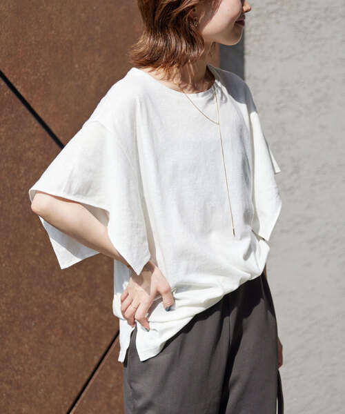 SLOBE IENA（スローブイエナ）の「リネン混フレアスリーブプルオーバー（Tシャツ/カットソー・レディース・ブラウン/ブラック/ホワイト・FREE）」の2枚目の写真