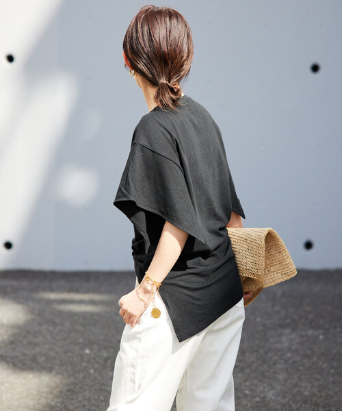 SLOBE IENA（スローブイエナ）の「リネン混フレアスリーブプルオーバー（Tシャツ/カットソー・レディース・ブラウン/ブラック/ホワイト・FREE）」の15枚目の写真