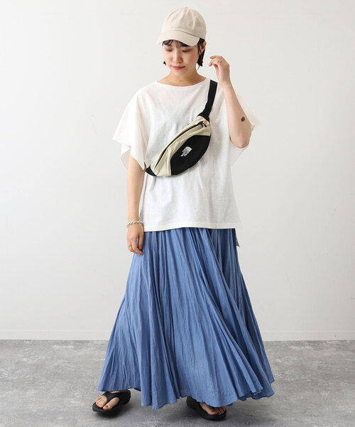 SLOBE IENA（スローブイエナ）の「リネン混フレアスリーブプルオーバー（Tシャツ/カットソー・レディース・ブラウン/ブラック/ホワイト・FREE）」の21枚目の写真