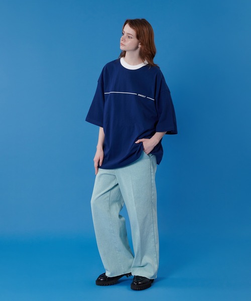 ONCILY(オンシェリー)の「LOGO RINGER T-SHIRT / ワンポイントロゴリンガーTシャツ(Tシャツ/カットソー・メンズ・オフホワイト/ネイビー・LARGE/MEDIUM)」の15枚目の写真