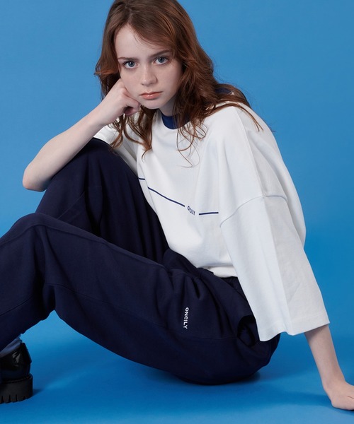 ONCILY(オンシェリー)の「LOGO RINGER T-SHIRT / ワンポイントロゴリンガーTシャツ(Tシャツ/カットソー・メンズ・オフホワイト/ネイビー・LARGE/MEDIUM)」の18枚目の写真