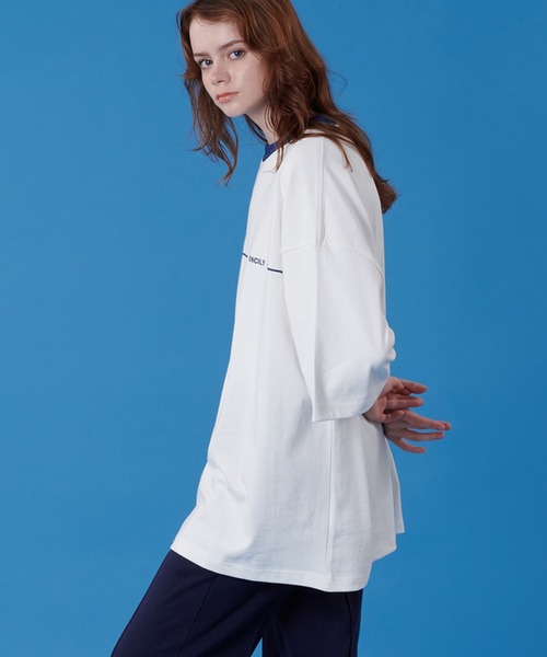 ONCILY(オンシェリー)の「LOGO RINGER T-SHIRT / ワンポイントロゴリンガーTシャツ(Tシャツ/カットソー・メンズ・オフホワイト/ネイビー・LARGE/MEDIUM)」の16枚目の写真