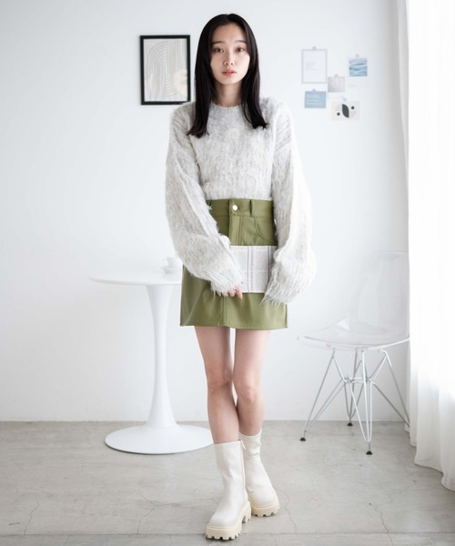 即完売！今期 シソラス sysorus フェイクレザー 台形 ミニスカート