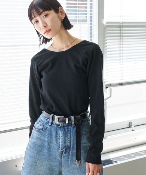 Auntie Rosa Holiday（アンティローザホリデー）の「カップ付きバックオープンリブロンTEE（Tシャツ/カットソー・レディース・オフホワイト/ブラック/カーキ/グレー・FREE）」の7枚目の写真