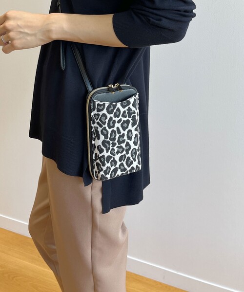 OPAQUE.CLIP(オペークドットクリップ)の「◆ウォレットミニショルダー(ショルダーバッグ・レディース・ブラック/ブラック系/ピンク系/ゴールド・00)」の9枚目の写真