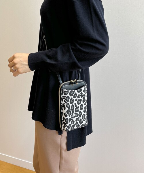 OPAQUE.CLIP(オペークドットクリップ)の「◆ウォレットミニショルダー(ショルダーバッグ・レディース・ブラック/ブラック系/ピンク系/ゴールド・00)」の10枚目の写真